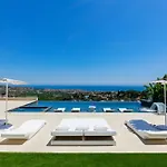Infinity Barcelona Villa *